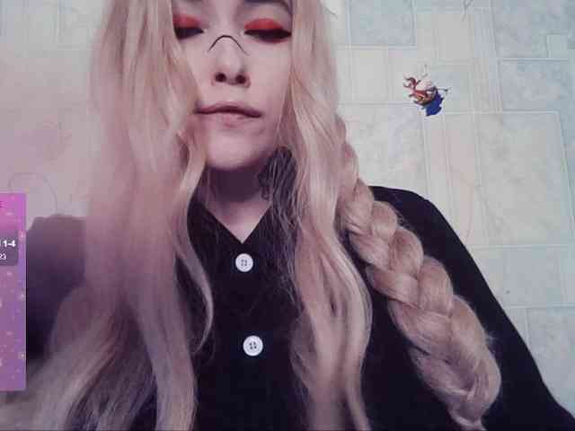 AlternativeGirl webcam