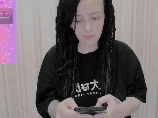 AlternativeGirl webcam