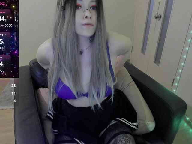AlternativeGirl webcam