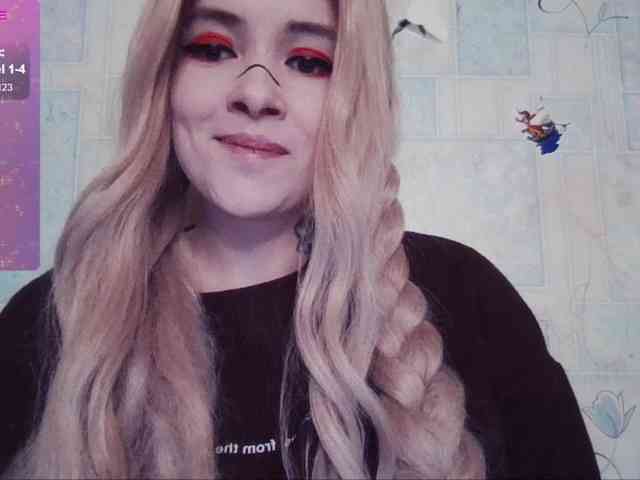 AlternativeGirl webcam