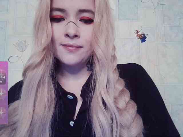 AlternativeGirl webcam