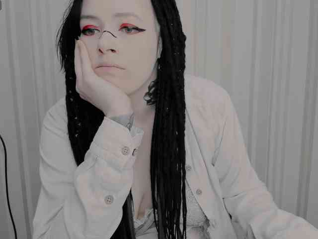 AlternativeGirl webcam