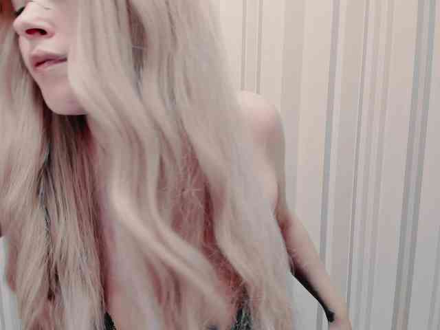 Polly_Jameson webcam