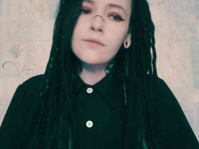 AlternativeGirl webcam