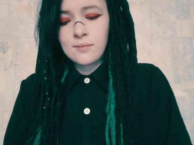 AlternativeGirl webcam