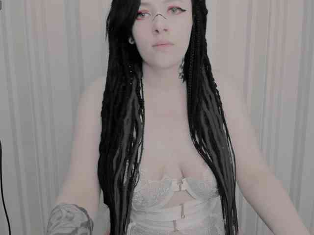 AlternativeGirl webcam