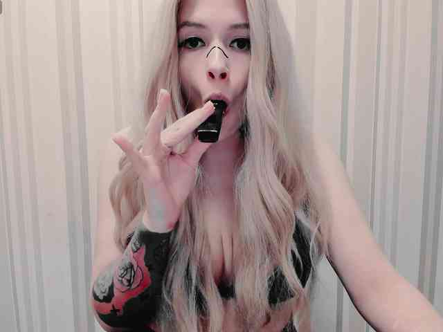 Polly_Jameson webcam
