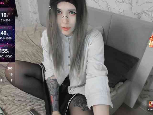 AlternativeGirl webcam