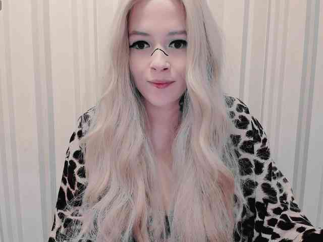 Polly_Jameson webcam