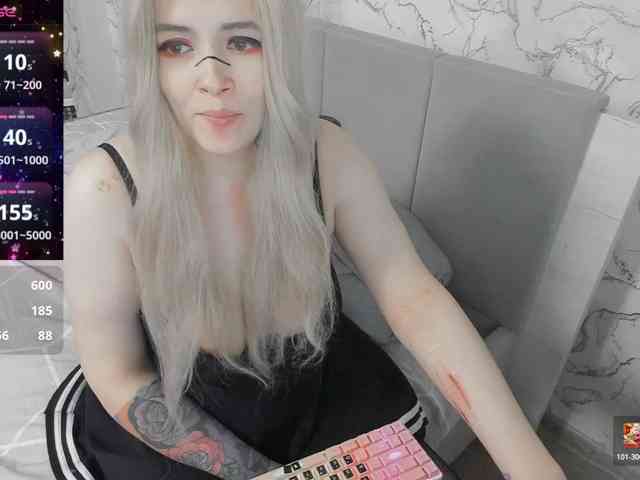 AlternativeGirl webcam