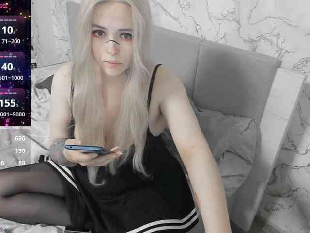 AlternativeGirl webcam
