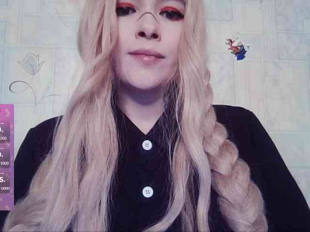 AlternativeGirl webcam