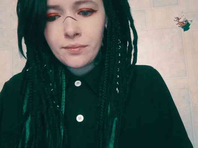 AlternativeGirl webcam