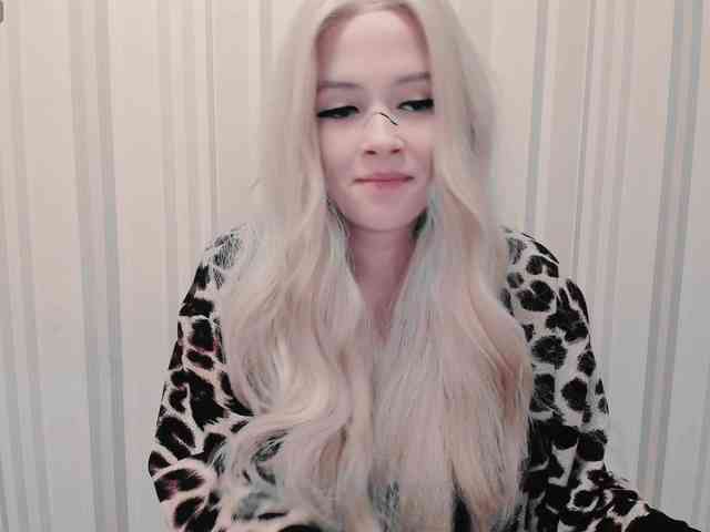 Polly_Jameson webcam