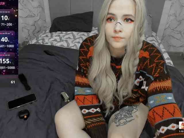 AlternativeGirl webcam