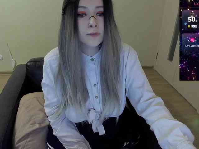 AlternativeGirl webcam