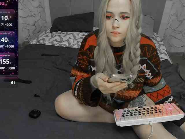 AlternativeGirl webcam