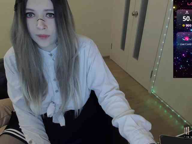 AlternativeGirl webcam