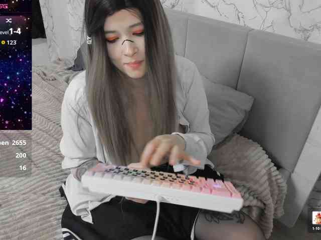 AlternativeGirl webcam