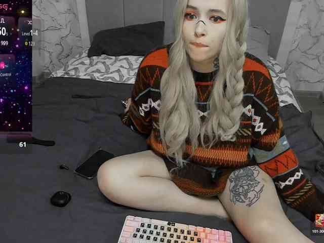 AlternativeGirl webcam