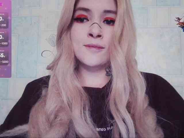 AlternativeGirl webcam