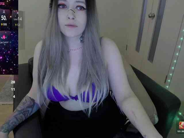 AlternativeGirl webcam