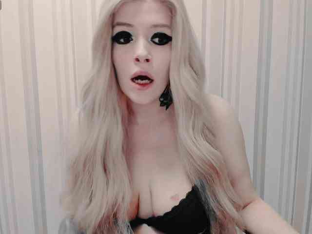 Polly_Jameson webcam