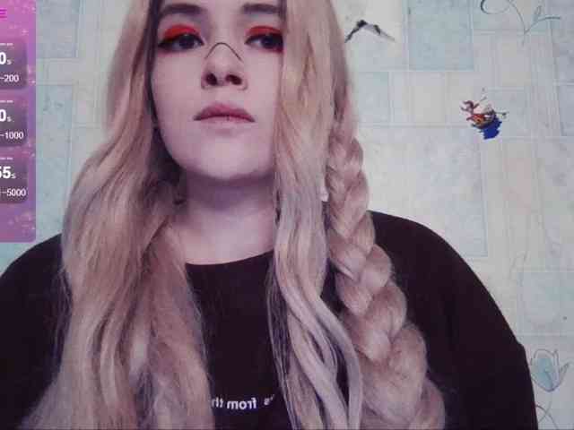 AlternativeGirl webcam