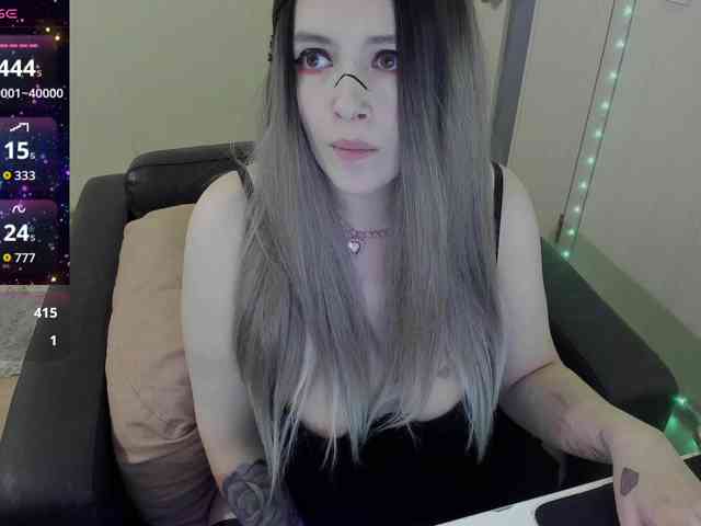 AlternativeGirl webcam