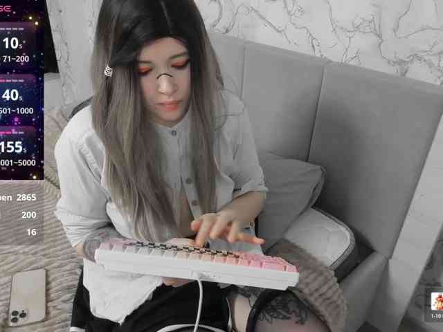 AlternativeGirl webcam