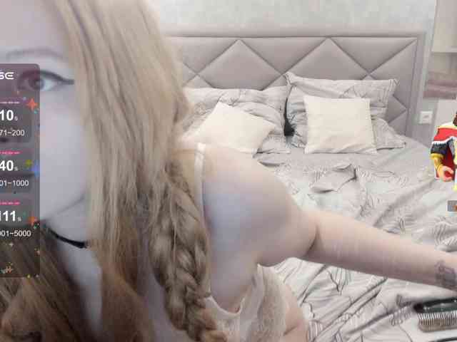 Polly_Wow webcam