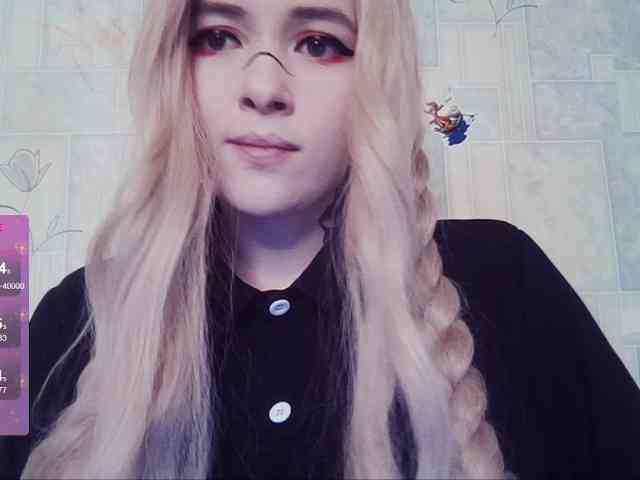 AlternativeGirl webcam