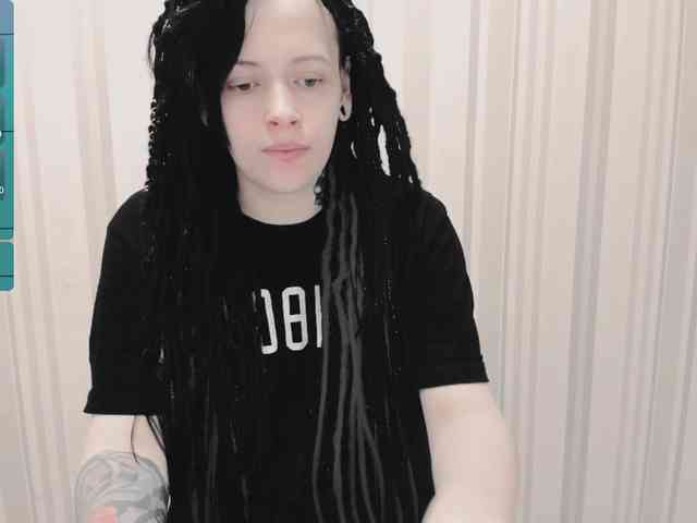 Polly_Jameson webcam