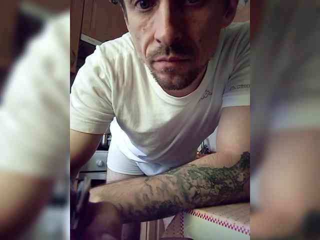 Kozak2022 Live Webcam on BongaCams