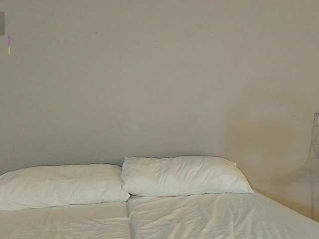 Bella-J's BongaCams show and profile