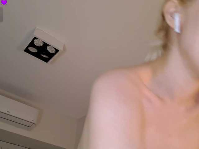 Bella-J chat room