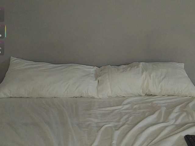 Bella-J's BongaCams show and profile