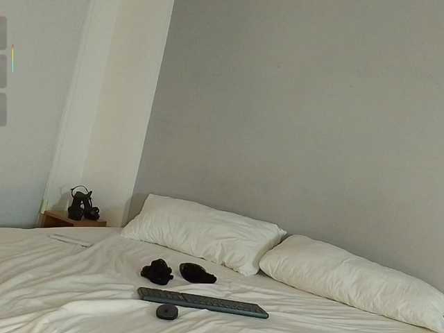 Bella-J's BongaCams show and profile