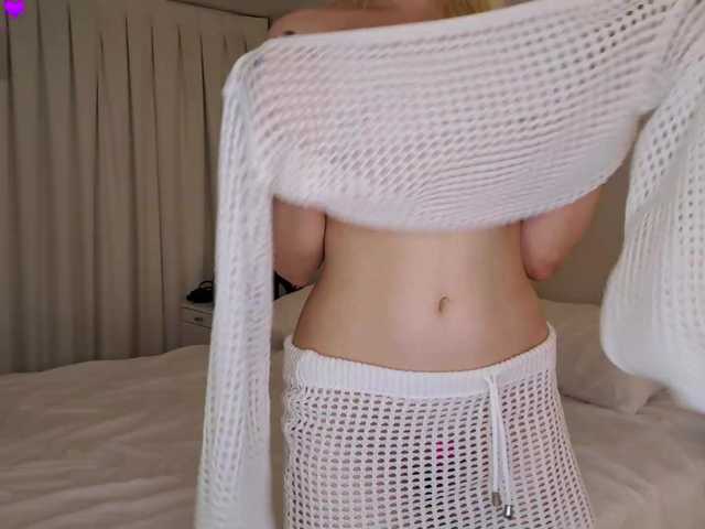  Bella-J chat room
