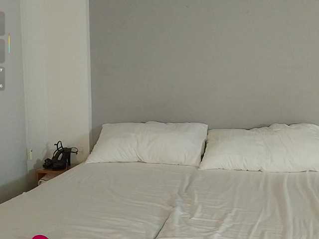 Bella-J's BongaCams show and profile