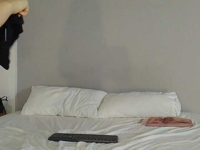 Bella-J live cam profile