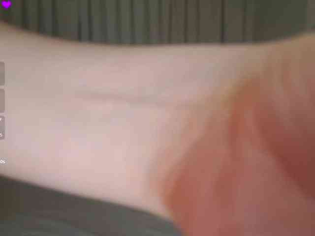 Bella_Byers webcam