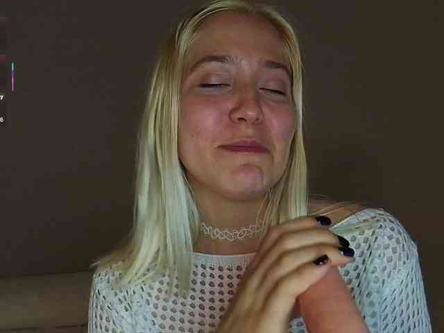 Bella-J Live Webcam on BongaCams