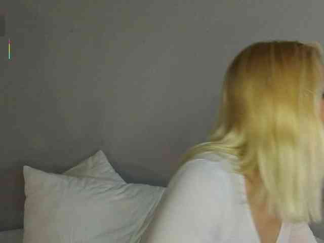 Bella_Byers webcam