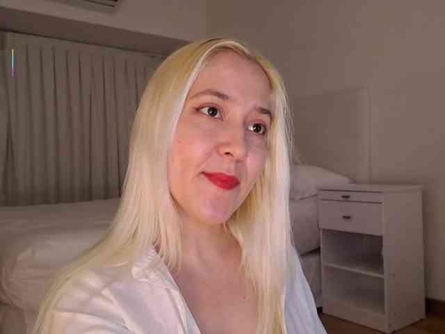 Bella_Byers webcam