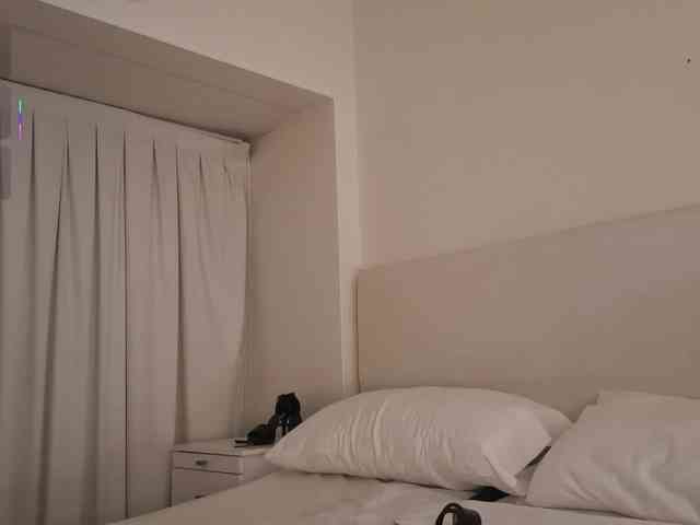 Bella_Byers webcam