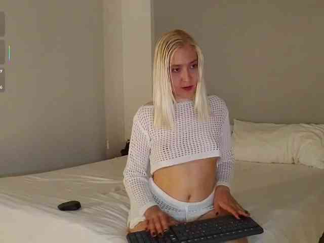 Bella_Byers webcam