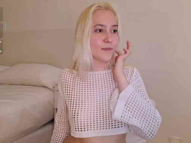 Bella_Byers webcam