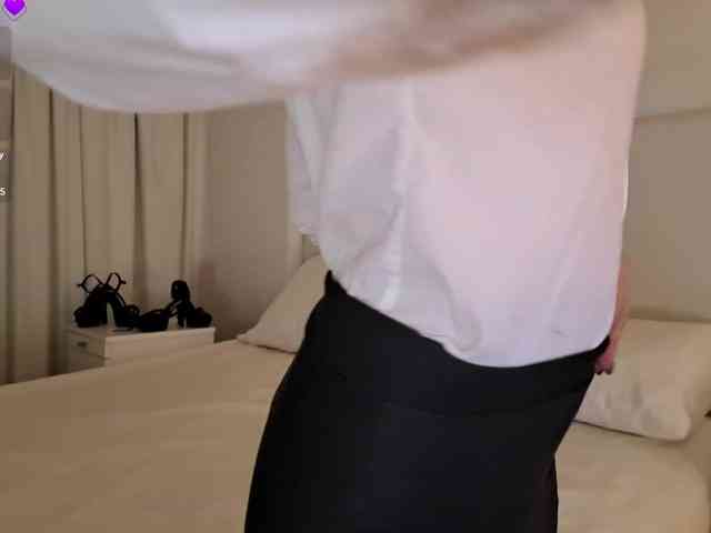 Bella_Byers webcam
