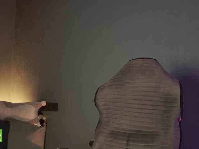Jenniee webcam